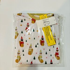 Flawed-NWT Kloudy Kids bamboo elf set size 4T long sleeve and pant set